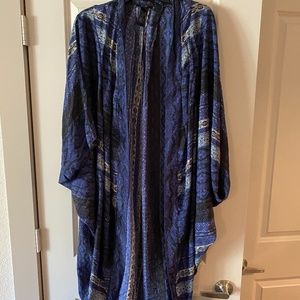 Long Kimono Forever21 one size Blue/Black/Aztec